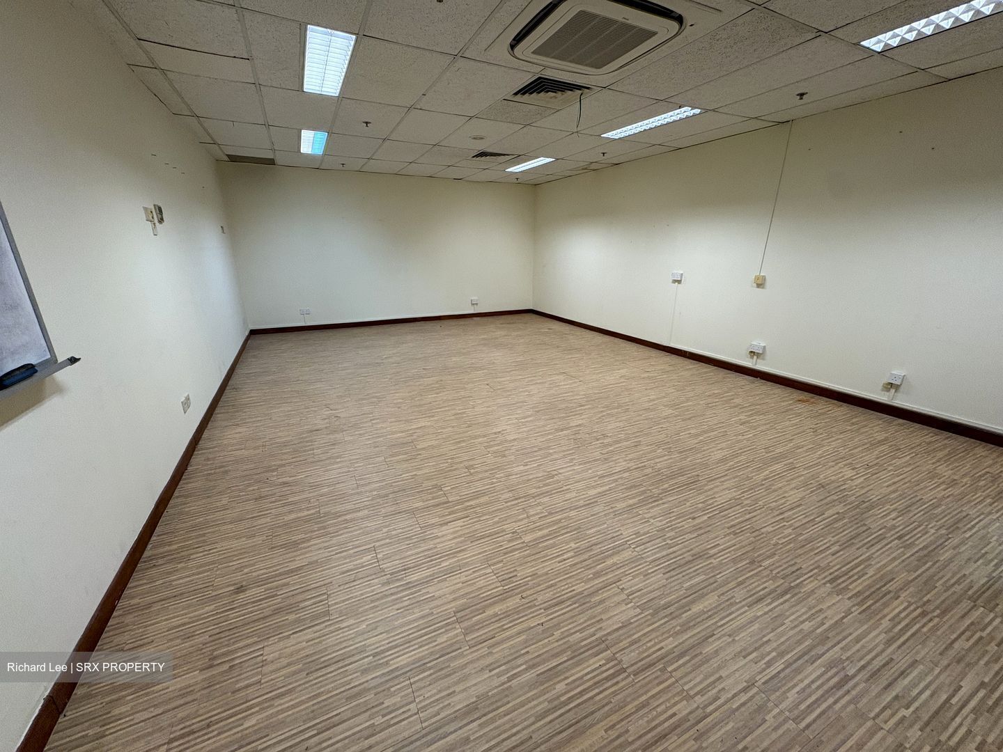 Ntuc Lifestyle Centre (jurong) (D22), Office #583926951